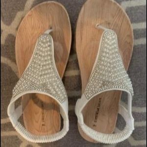 White sandles